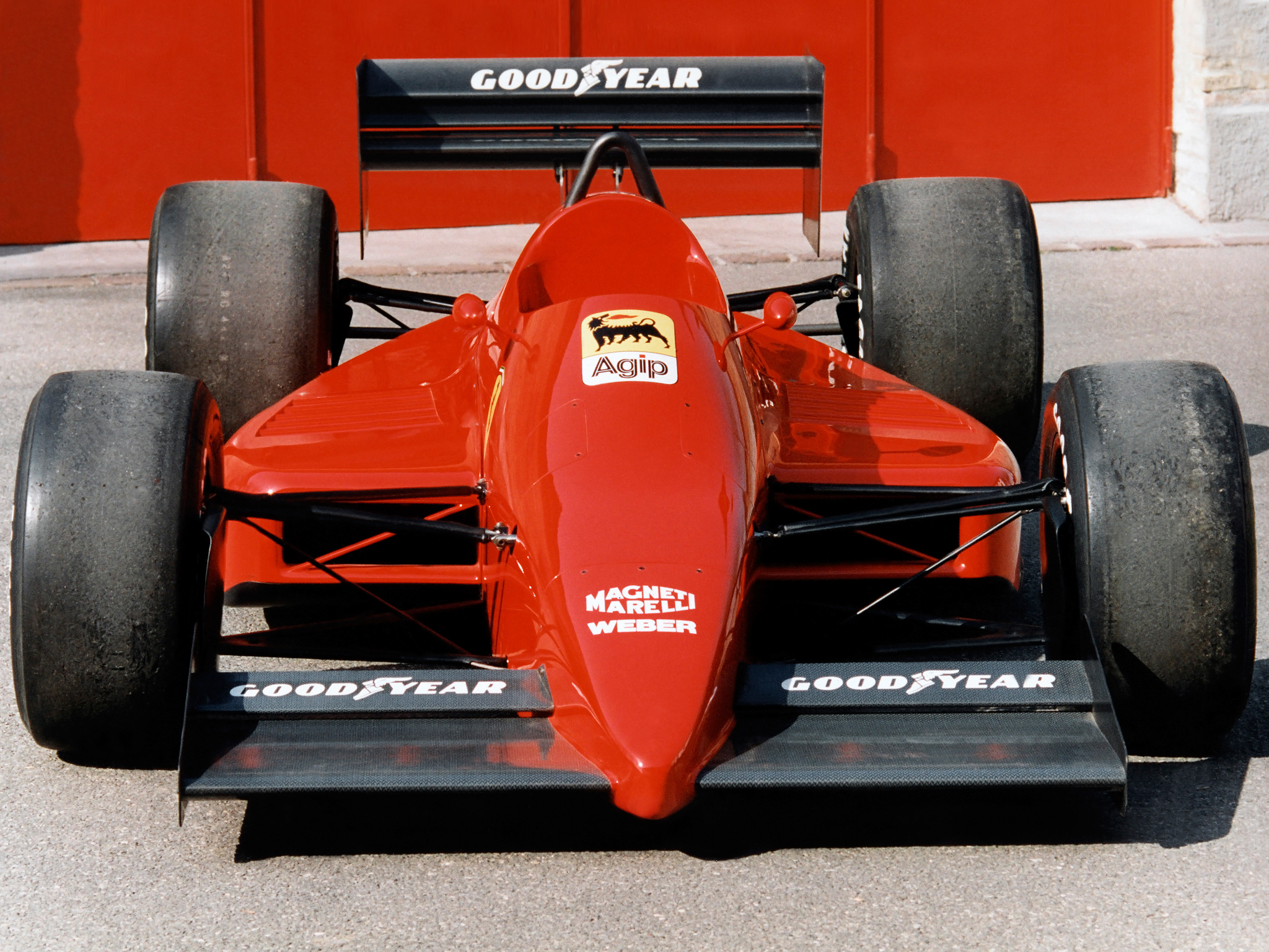 Beautiful and clean lines, the single-seater built for Indianapolis never demonstrated its abilities since it was never entered into a race